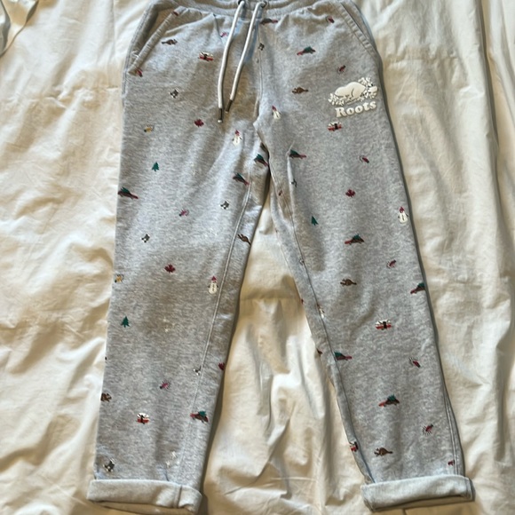 Roots holiday ankle length track pants - Picture 1 of 3